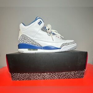 Size 8 - Air Jordan 3 Retro 2011 True Blue